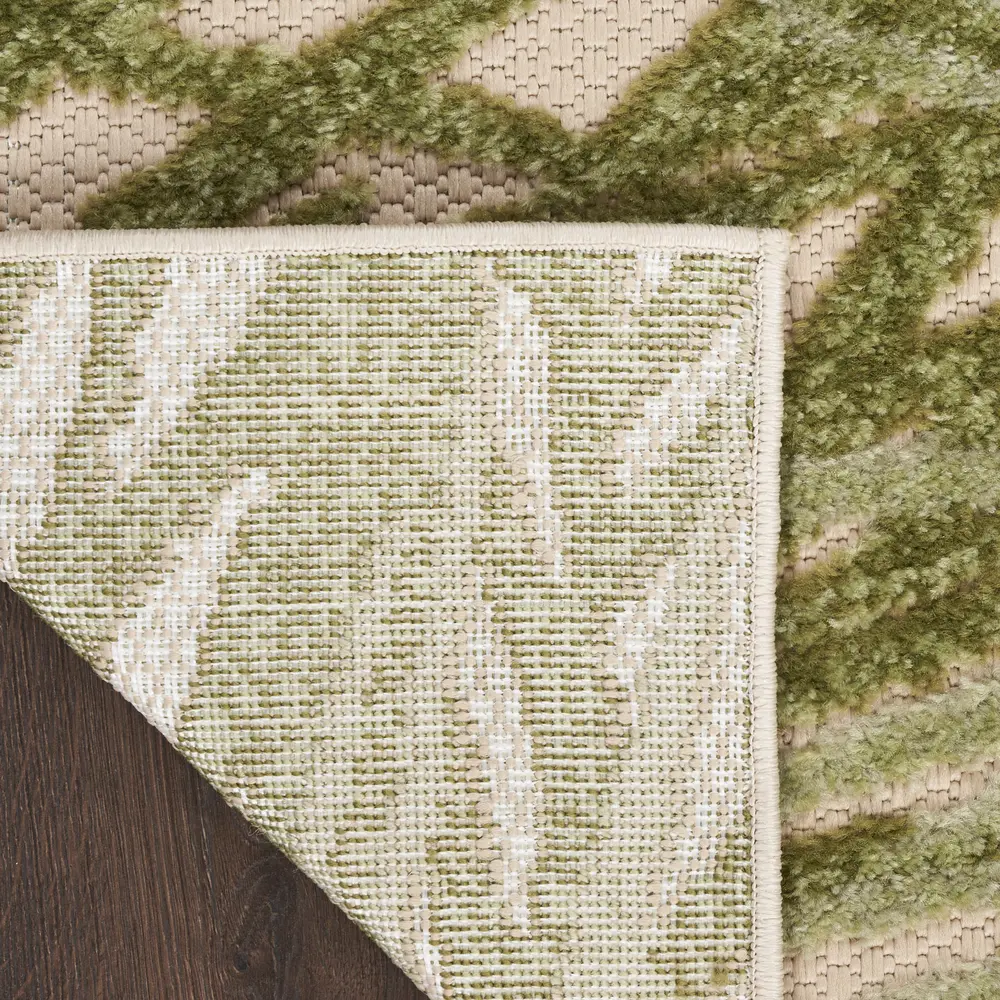 Nourison Aloha 2' x 6' Ivory Green Outdoor Rug