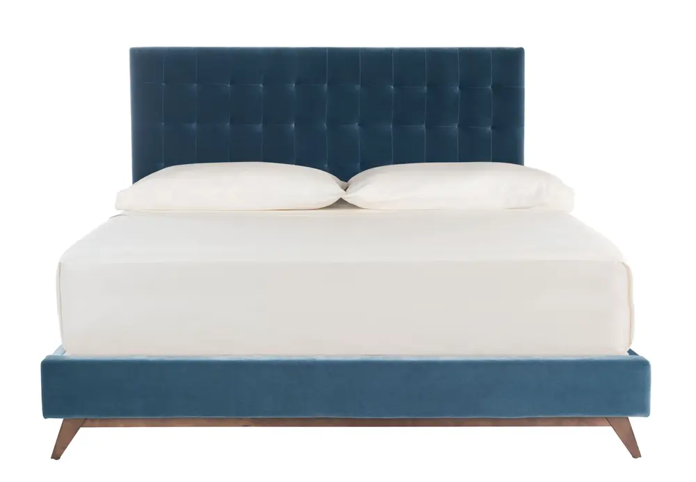 Tsarina Velvet Tufted Queen Bed