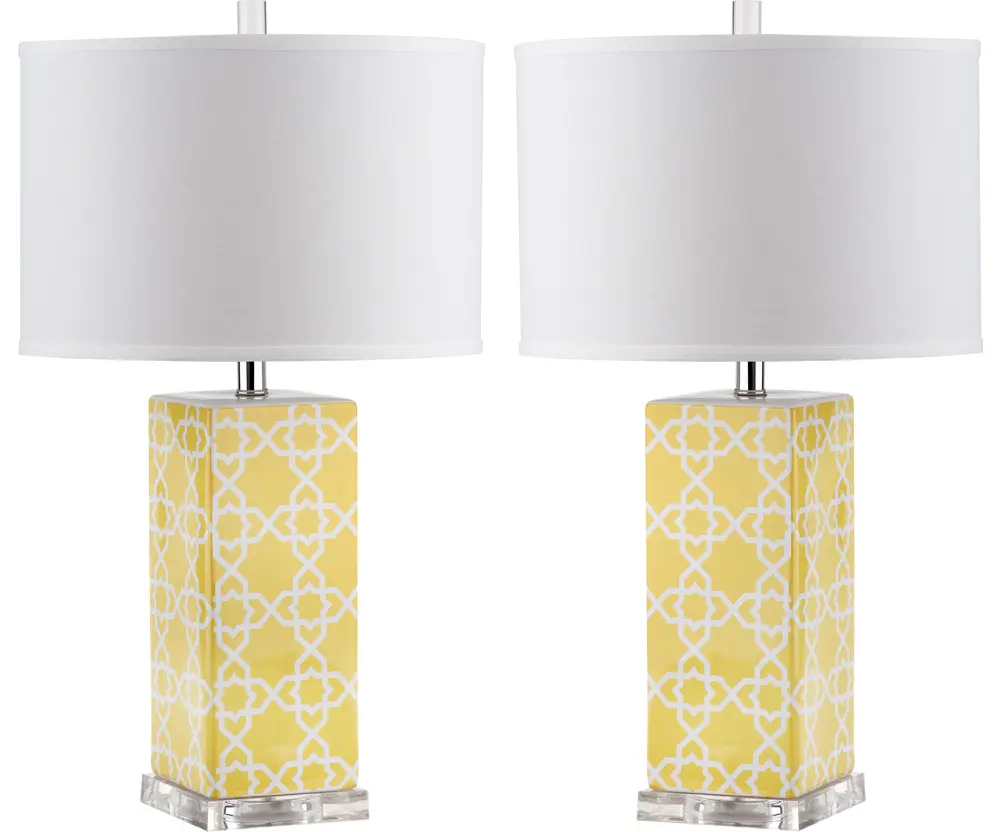 Quatrefoil 27 Inch H Table Lamp