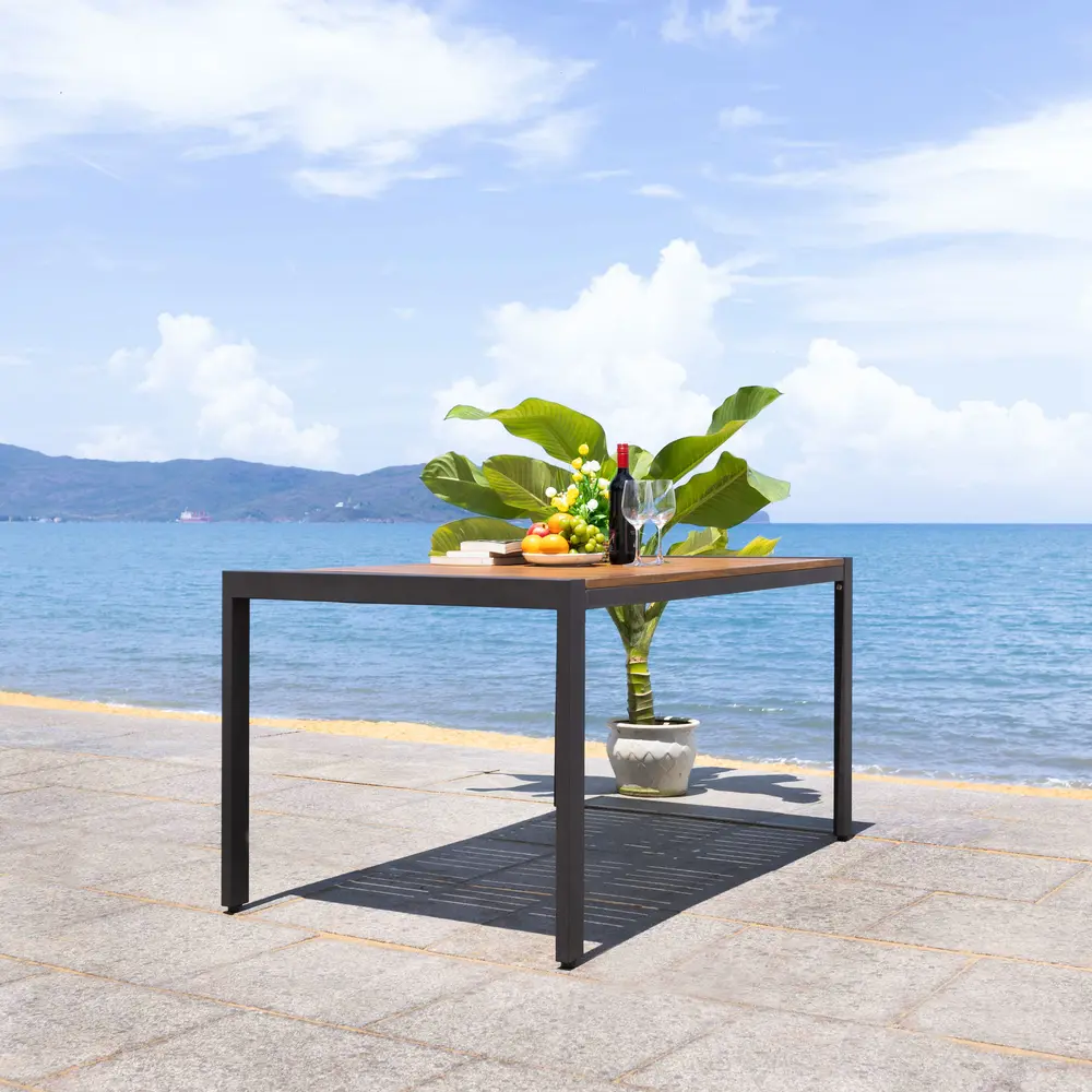 Guthrie Dining Table