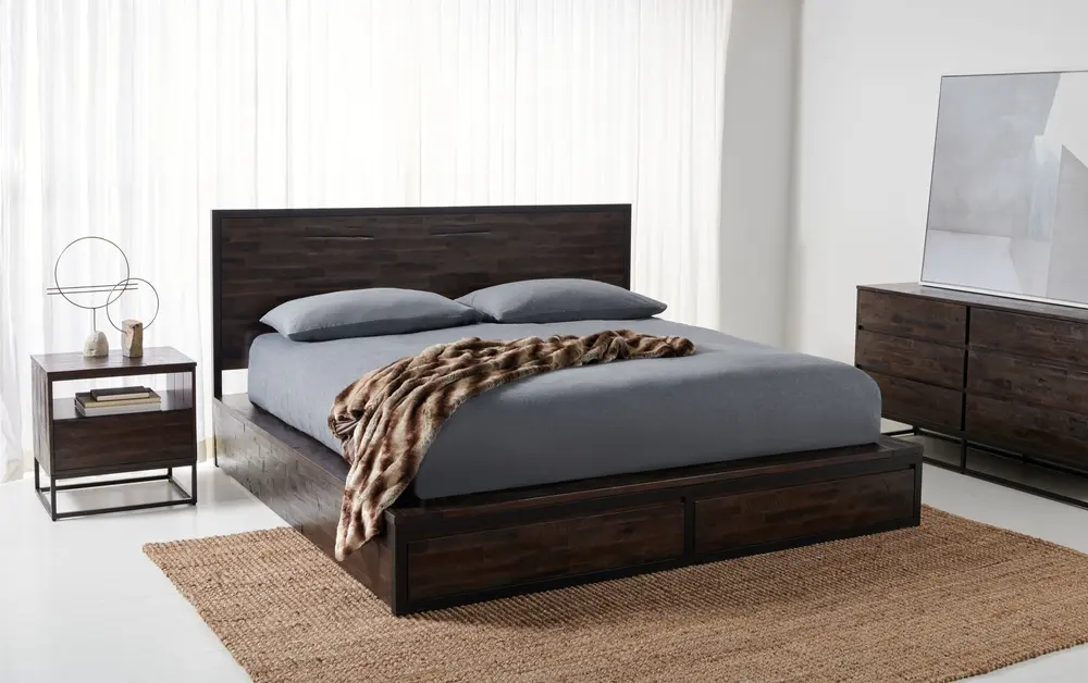 Emmarose Storage Platform Queen Bed