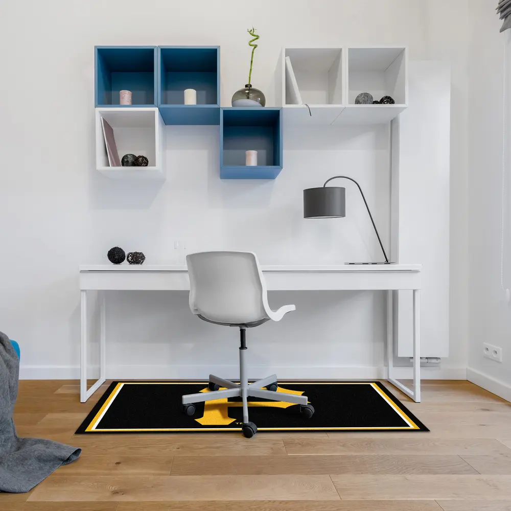 Pittsburgh Pirates 3x4  Area  Rug