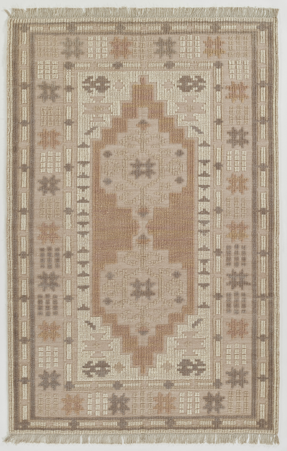 Momeni Bristol 2' X 3' Blush Traditional