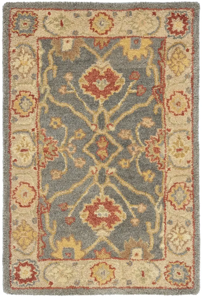 Safavieh Antiquity 2'-0