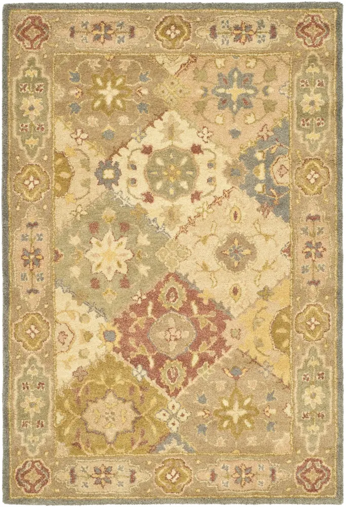 Safavieh Antiquity 4'-0